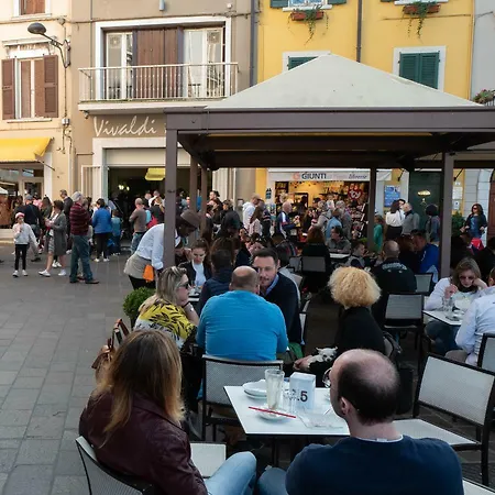 Piazza Desenzano